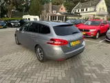 Foto 24 van Peugeot 308 SW 1.2 PureTech Blue Lease Allure , navigatie , pdc voor en achter met camera , stoelver