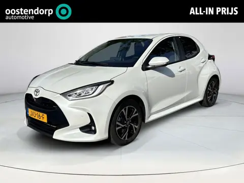 Toyota Yaris 1.5 Hybrid 115 Dynamic **DODEHOEK DETECTIE/ STOEL EN STUURVERWARMING/ KEYLESS**