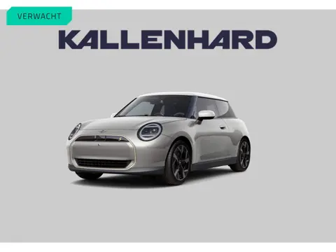 MINI 3-deurs Cooper SE - Favoured - Pakket XL - 560km!! - ACC - Pano - Memoryzetels