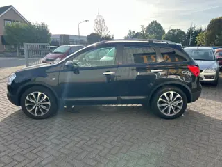 Foto 15 van Nissan Qashqai 2.0 Acenta 4WD | PANO DAK | NAVI | BAK KAPOT |