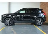 Foto 27 van Volvo XC40 B4 Plus Black Edition | Panoramadak |  | Semi-Electrische wegklapbare Trekhaak | Verwarmb