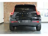 Foto 28 van Volvo XC40 B4 Plus Black Edition | Panoramadak |  | Semi-Electrische wegklapbare Trekhaak | Verwarmb