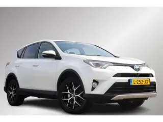 Foto 14 van Toyota RAV4 2.5 Hybrid Style, Trekhaak, Stoelverwarming, BSM, NAVI!