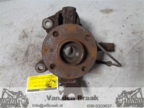 Peugeot 107 2005-2014 Fusee links voor
