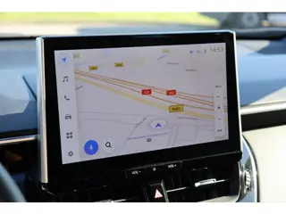 Foto 19 van Toyota Corolla Cross 2.0 High Power Hybrid Active Apple carplay , Android auto.