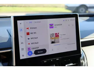 Foto 20 van Toyota Corolla Cross 2.0 High Power Hybrid Active Apple carplay , Android auto.