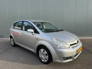 Foto 19 van Toyota Corolla Verso 1.6 VVT-i Sol AIRCO | NAP ! (bj 2004)
