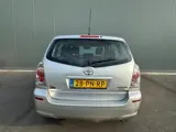 Foto 26 van Toyota Corolla Verso 1.6 VVT-i Sol AIRCO | NAP ! (bj 2004)