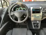 Foto 24 van Toyota Corolla Verso 1.6 VVT-i Sol AIRCO | NAP ! (bj 2004)