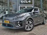 Foto 28 van Kia e-Niro DynamicPlusLine 64 kWh | Stoelverwarming | Schuifdak | Trekhaak | LED | Tot 10Jr. Kia-Gar
