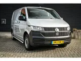 Foto 27 van Volkswagen Transporter 2.0 TDI L1H1 28 Comfortline | Navi | Bluetooth | Metallic lak | Trekhaak | El