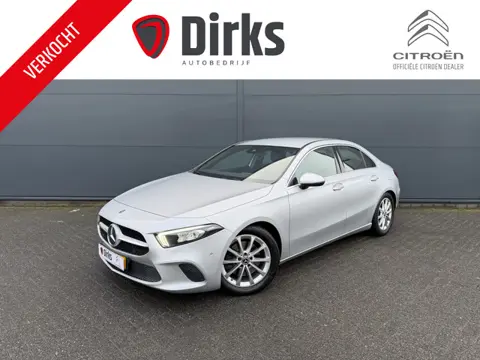 Mercedes-Benz A-Klasse 220 Advantage (Trekhaak - Automatische Airco - Navigatie - LED - Stoelverwarm