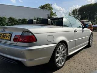 Foto 11 van BMW 3-serie Cabrio 323Ci
