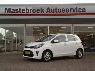 Foto 11 van Kia Picanto 1.0 MPi DynamicLine Staat in Hardenberg