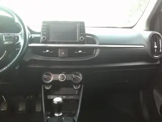 Foto 12 van Kia Picanto 1.0 MPi DynamicLine Staat in Hardenberg