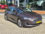 Foto 21 van Ford Focus Wagon 1.0 EcoBoost Vignale / Winterpakket / 1ste eigenaar