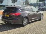 Foto 27 van Ford Focus Wagon 1.0 EcoBoost Vignale / Winterpakket / 1ste eigenaar