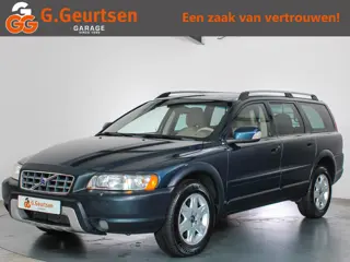 Volvo XC70 2.5 T Xenon, Schuifdak, Cruise Control, Trekhaak, Android Auto,