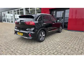 Foto 20 van Kia Niro 1.6 GDi PHEV DynamicPlusLine | Trekhaak | parkeersensoren voor en achter | Stoelverwarming