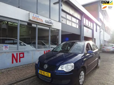 Volkswagen Polo 1.4-16V Optive Autmaat