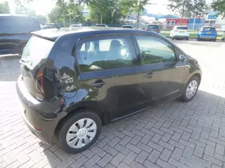 Foto 18 van Volkswagen up! 1.0 BMT move up! (bj 2019)
