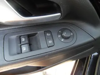 Foto 12 van Volkswagen up! 1.0 BMT move up! (bj 2019)