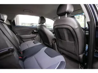 Foto 15 van Kia e-Niro DynamicLine 64 kWh | SOH 99,2% |3 Fase | all season banden