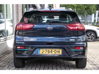 Foto 12 van Kia e-Niro DynamicLine 64 kWh | SOH 99,2% |3 Fase | all season banden