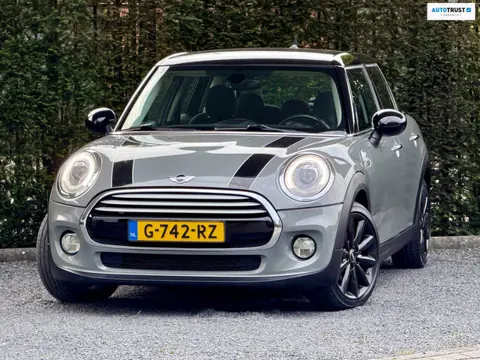 Mini 5-Deurs 1.5 Cooper Chili | STOELVERW. | LED | RIJKLAAR!