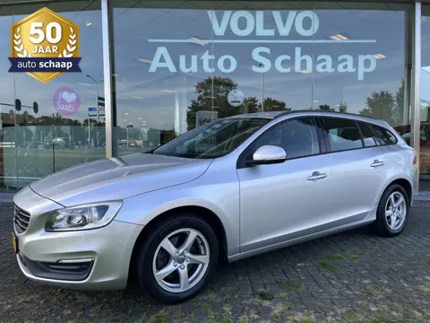 Volvo V60 2.0 D3 Nordic | Rijklaar incl garantie | Euro 6 Parkeersensoren voor Trekhaak Verwarmbaar 