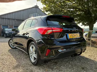 Foto 20 van Ford Focus 1.0 EcoBoost Trend Edition Business | Cruise + Airco + Navi nu € 12.975,-