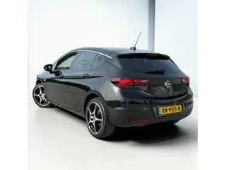 Foto 14 van Opel Astra 1.0 Turbo LED Allseason parkeersensoren