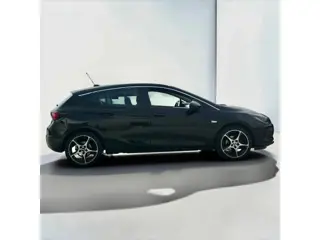 Foto 13 van Opel Astra 1.0 Turbo LED Allseason parkeersensoren