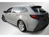 Foto 26 van Toyota Corolla Touring Sports 1.8 Hybrid Active Apple en Android auto, achteruitrijcamera, lane assi