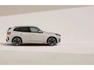Foto 16 van BMW X3 30e xDrive - M-Sport Pro - Pano - Driving Ass Prof - 21 Inch