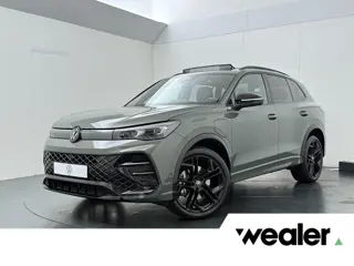 Volkswagen Tiguan 1.5 eHybrid R-Line Edition | 204 PK | SoH 99% | Panoramadak | Head-up Display | Ha