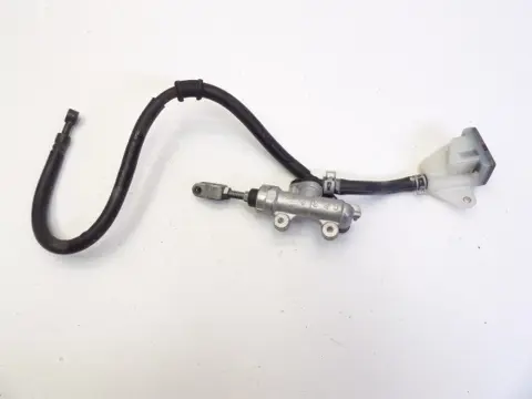 REMPOMP ACHTER Suzuki GSX R 750 2004 - 2005