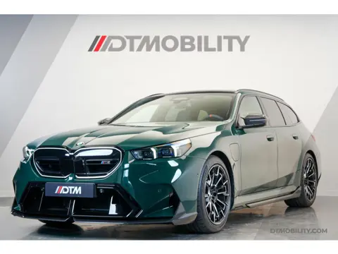 BMW 5-serie Touring M5 | M-Drivers & Performance Pack | Keramisch | Akrapovič | Goodwood Grün |