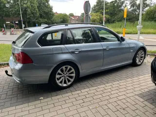 Foto 12 van BMW 3-serie Touring 320i 170pk 1e eig. Clima Cruise Leder Navi PDC Youngtimer