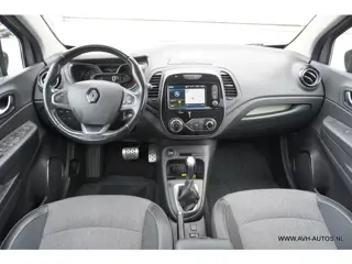 Foto 16 van Renault Captur 1.3 TCe Intens Automaat