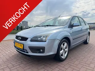 Ford Focus 1.6-16V Futura