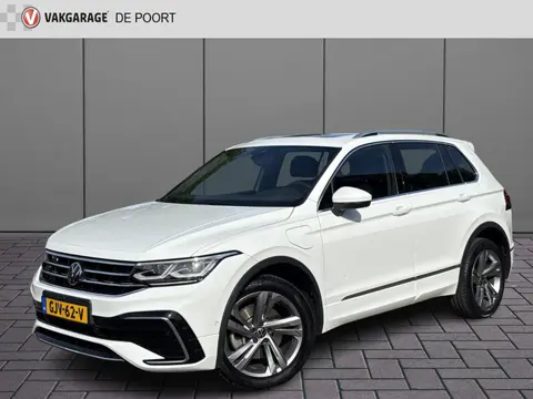 Volkswagen Tiguan 1.4 TSI eHybrid R-Line Business | Vol opties | BTW | Pano | Leder | Elek stoelen