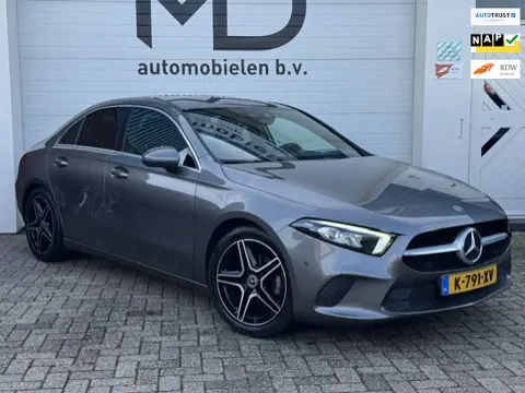 Mercedes-Benz A-klasse 180 Business Solution Luxury-Digital dash- BTW - sfeerverlichting-Automaat-De