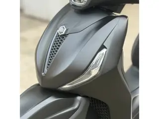 Foto 13 van Piaggio Scooter 400 Beverly S HPE