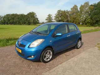 Toyota Yaris 1.3 VVTi Aspiration ECC PDC (bj 2010)