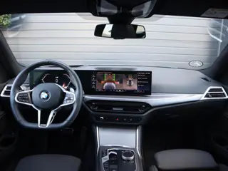 Foto 19 van BMW 3-serie Touring 330i xDrive | Pano | HUD  | 360 Camera | Trekhaak