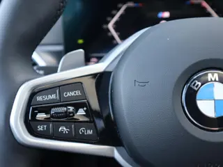Foto 13 van BMW 3-serie Touring 330i xDrive | Pano | HUD  | 360 Camera | Trekhaak