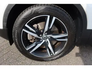 Foto 20 van Volvo XC40 1.5 T5 262PK Recharge R-Design Plug-IN I Panorama I Trekhaak I All-Season