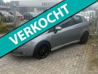 Fiat Grande Punto 1.4-16V Sport 120PK NL AUTO NAP! NIEUW DISTRIBUTIE! AIRCO ECC l ELEK PAKKET l LMV 