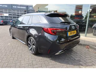 Foto 14 van Toyota Corolla Touring Sports Hybrid 180 Dynamic / Stoel,- Stuurverwarming, Navi I